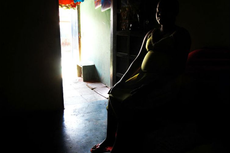 Brasil tem queda de fecundidade entre mulheres vulneráveis, diz ONU