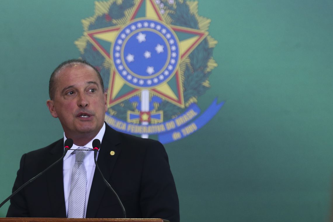 Bolsonaro faz reunião para alinhar ações com ministros