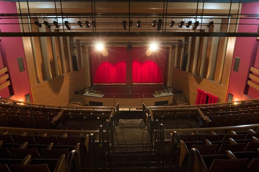 MT Escola de Teatro abre seleção para professores de sete cursos