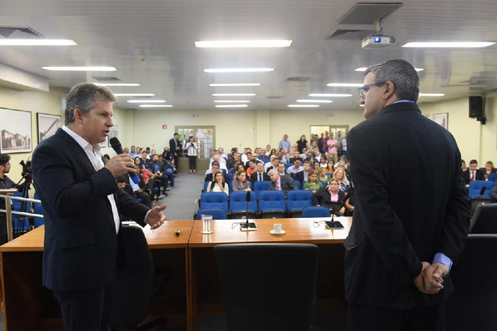 Governador apresenta números do Estado ao Ministério Público e Tribunal de Justiça