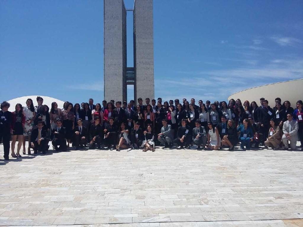 Estudantes podem participar de programa Parlamento Jovem Brasileiro