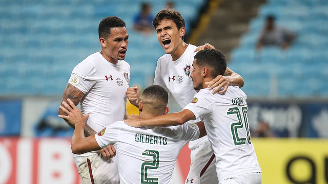 Fluminense e Botafogo disputam 1º clássico do Brasileirão neste sábado