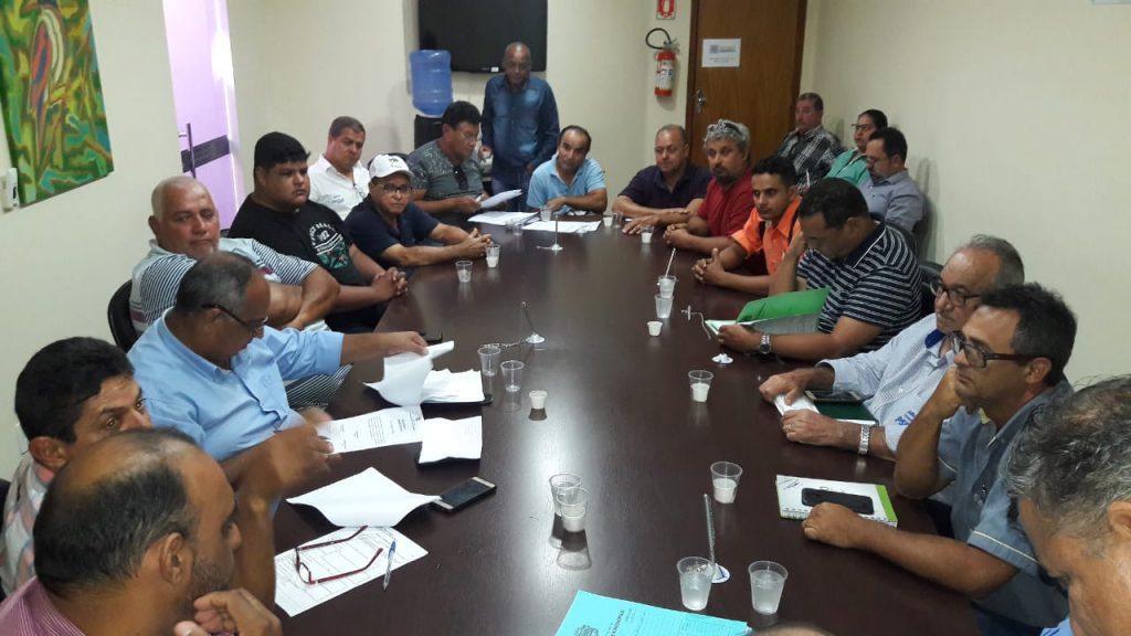 Empresários do Distrito Industrial da Vila Operária pedem ajuda aos vereadores