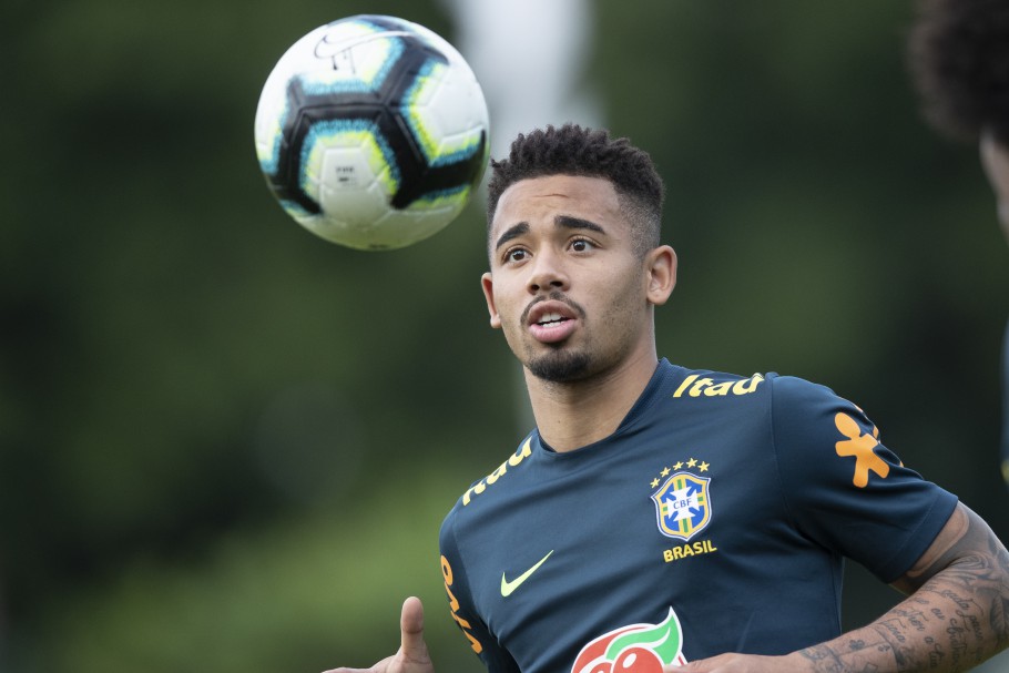 Seleção Brasileira reforça poderio ofensivo em treino no CT do São Paulo