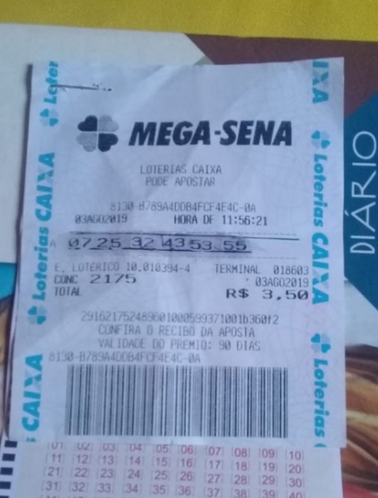 Mulher faz falsificação 'grotesca' em bilhete e tenta retirar prêmio da Mega-Sena em lotérica de MT
