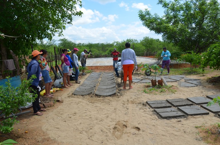 Mulheres Contribuem Na Construção De Comunidades Resilientes Aos ...