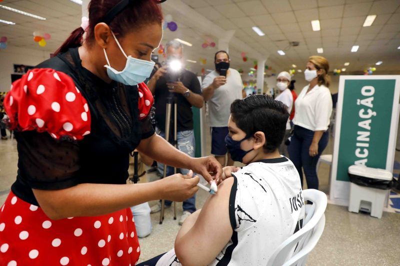 Prefeito de Cuiabá libera vacinação para crianças de 10, 9 e 8 anos sem comorbidades