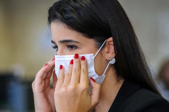 Mais duas cidades de Mato Grosso estão novamente recomendando o uso de máscaras por causa da nova variante