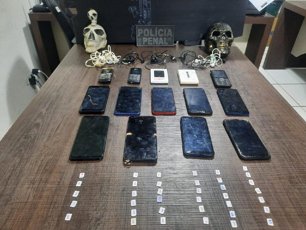 Polícia Penal apreende celulares e roteadores na penitenciária Mata Grande