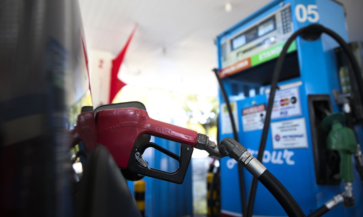 Preço médio do combustível tem redução de 3,5% em Rondonópolis