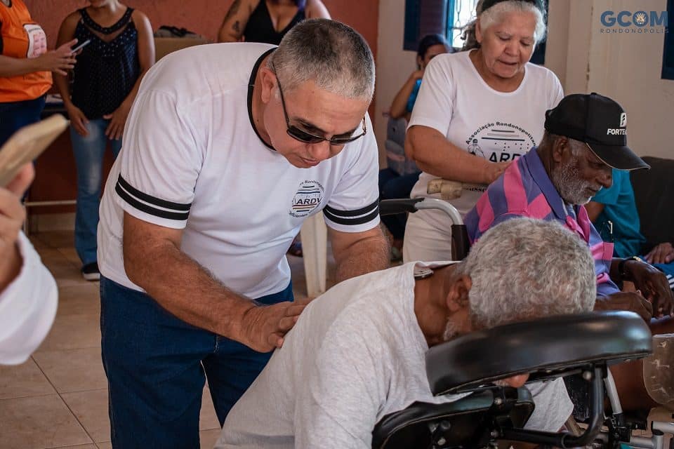 Parceira garante tarde de diversão para os idosos de Rondonópolis