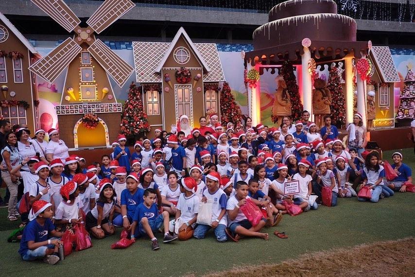 Touro invade arena de rodeio e fere fãs de Ana Castela que aguardavam show