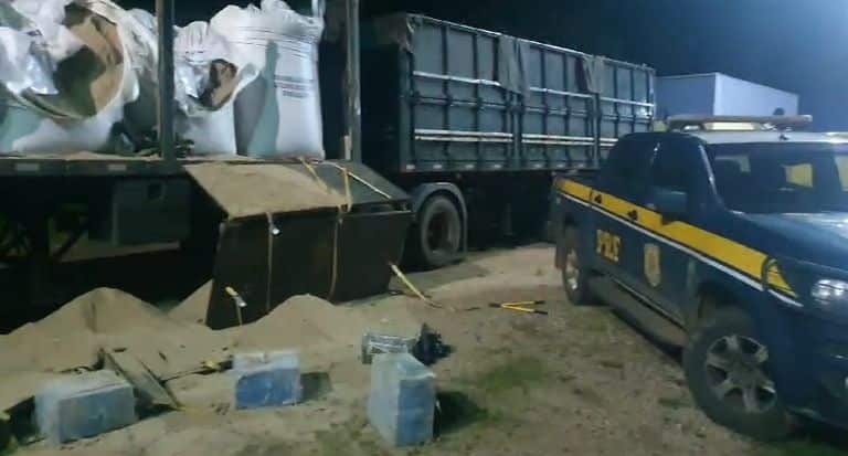 PRF apreende 200 kg de cocaína escondidos em caminhão na BR-364