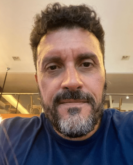 Marqueteiro revela burnout durante campanha de Cláudio Ferreira em Rondonópolis