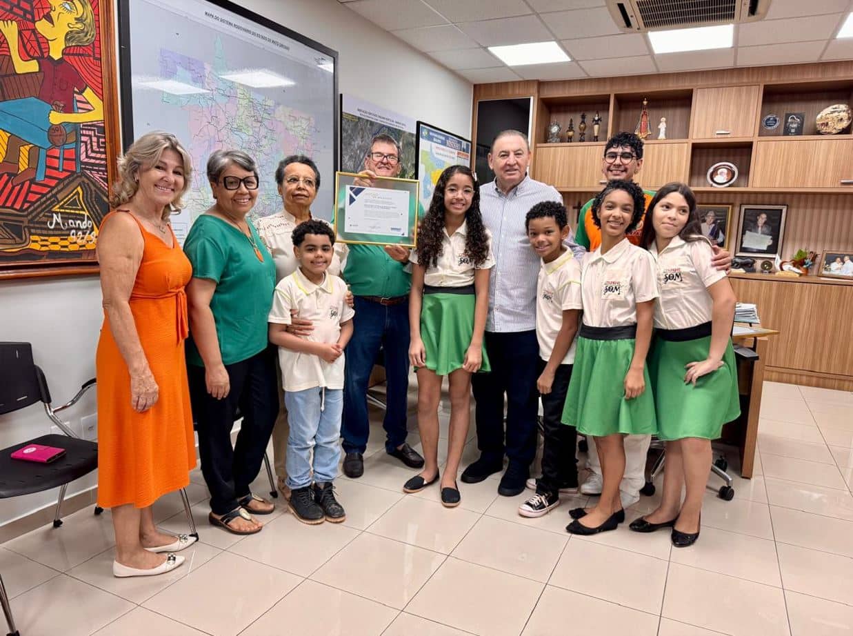 Nininho reforça compromisso com o Cenprhe, entrega Moção de Aplauso e anuncia novos investimentos - Primeira Hora