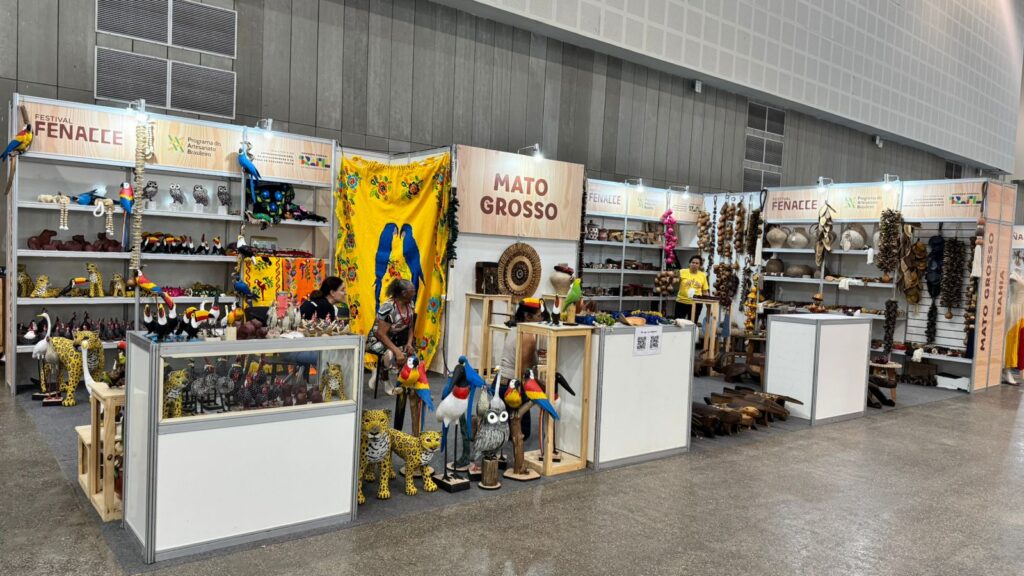 Com apoio da Sedec, artes&atilde;os de Mato Grosso apresentam produ&ccedil;&atilde;o em evento  nacional - Primeira Hora