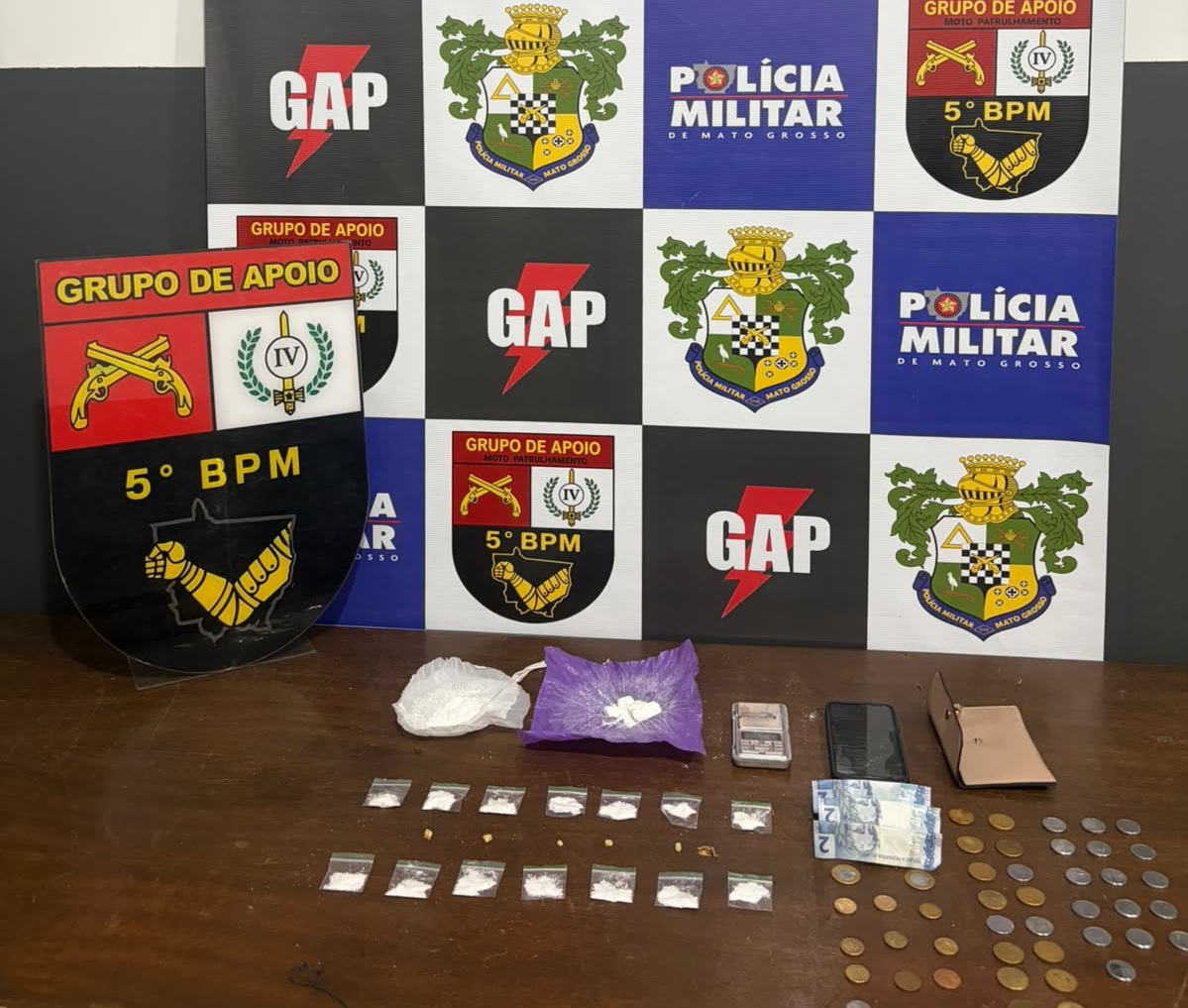 Duas mulheres são detidas por suspeita de tráfico de drogas em Rondonópolis, MT