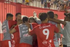 Jogadores do União celebram gol no Luthero Lopes - Foto: Reprodução