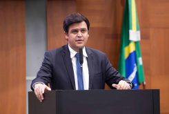 Thiago Silva defende investimentos em tecnologia para modernizar a máquina pública